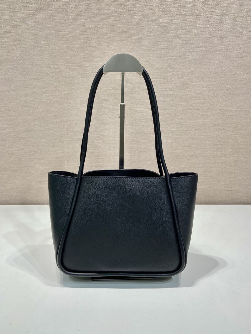 Pra*a bucket bags